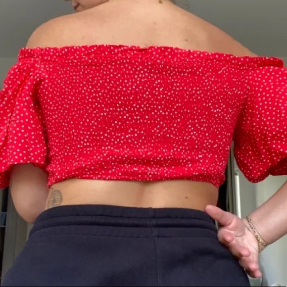 Red and white polka dots crop top - Picture 3 of 3